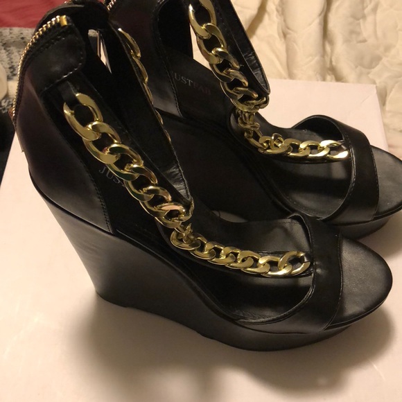 Just Fab Aynshy Black Wedge - Picture 2 of 4